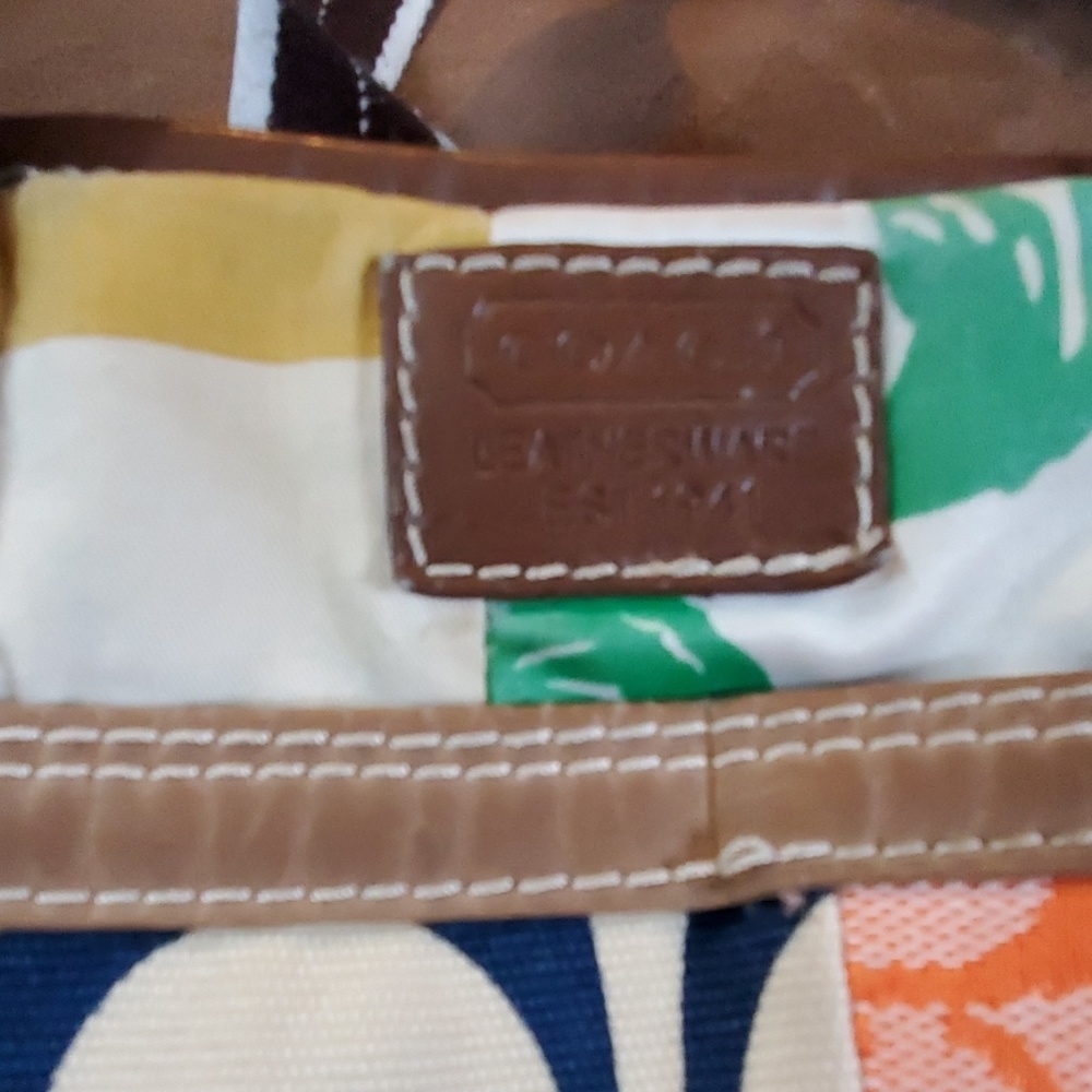 Bag - Picture 2 of 4